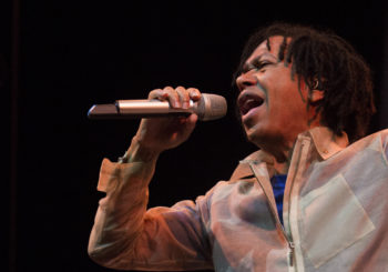 Djavan encerra turnê “Vidas pra contar” na Fundição Progresso