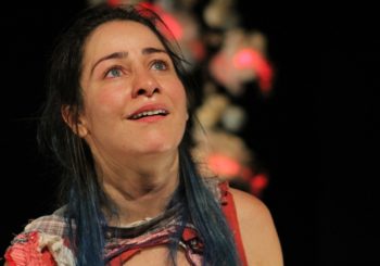 TEMPORADA PRORROGADA -> "Cálculo Ilógico" até 2 de junho Casa de Cultura Laura Alvim - solo de Jéssika Menkel com direção de DANIEL HERZ