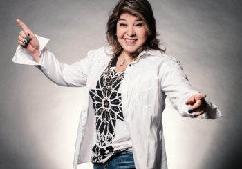 Roberta Miranda prepara repertório diferenciado para live talk show