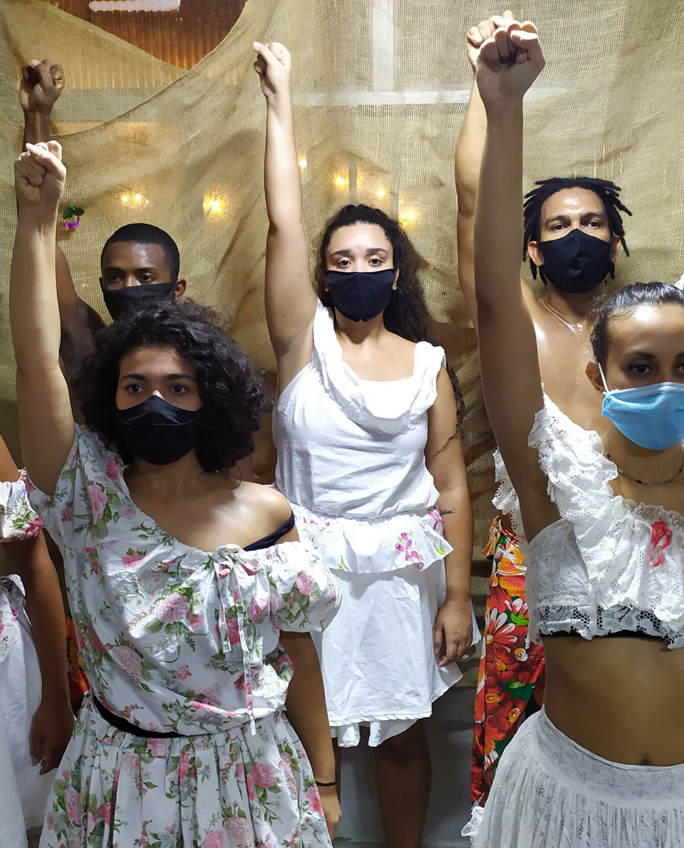 Cia Livre de Dança apresenta espetáculo de dança afro brasileira nos dias 13 e 15/5 no CCORJ, com transmissão ao vivo pela redes sociais