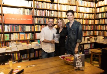 Público eclético agita lançamento de livros sobre velhice masculina no Rio