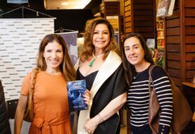 Kristhel Byancco lança livro de autoajuda em livraria do Rio de Janeiro