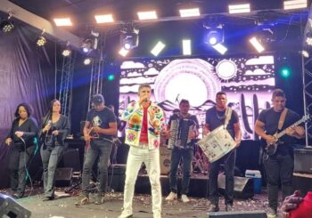 Del Feliz Comanda o Forró Solidário em Castro Alves, Bahia