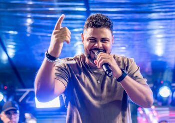 FORRÓ DO REI TRANSFORMA O RIO VERMELHO EM TEMPLO DO ARRASTA-PÉ COM VITOR FORROZEIRO ENTRE AS ATRAÇÕES