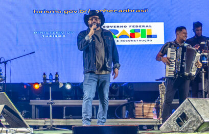 JAIRO BARBOZA CELEBRA A CULTURA E A FÉ NO FESTIVAL DA TREZENA DE SANTO ANTÔNIO EM RUY BARBOSA