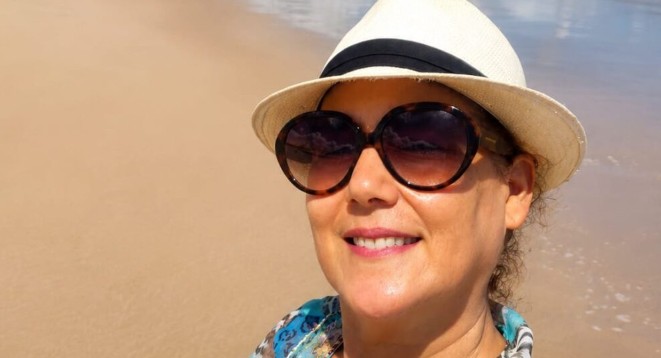 Lílian Ruas celebra aniversário neste sábado com uma trajetória marcada pela educação, pelo cuidado e pela música