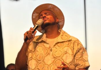 ARY CHABY FAZ SHOW “REENCONTRO” COM A MPB BAIANA EM SHOW ESPECIAL NO TEATRO SESI RIO VERMELHO